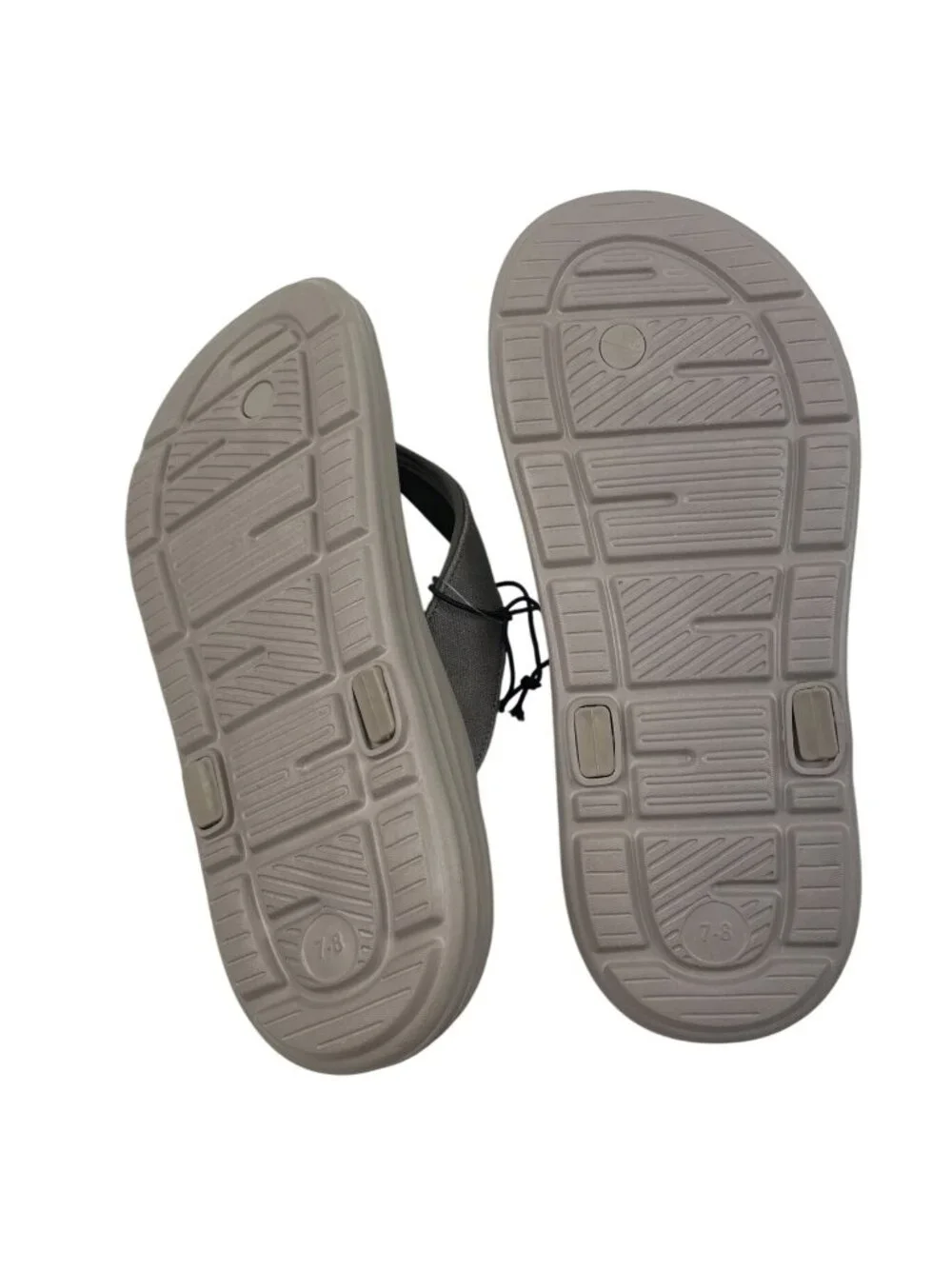 Falls Creek Mens Size Medium (7-8) Gray Canvas Rubber Flip Flops